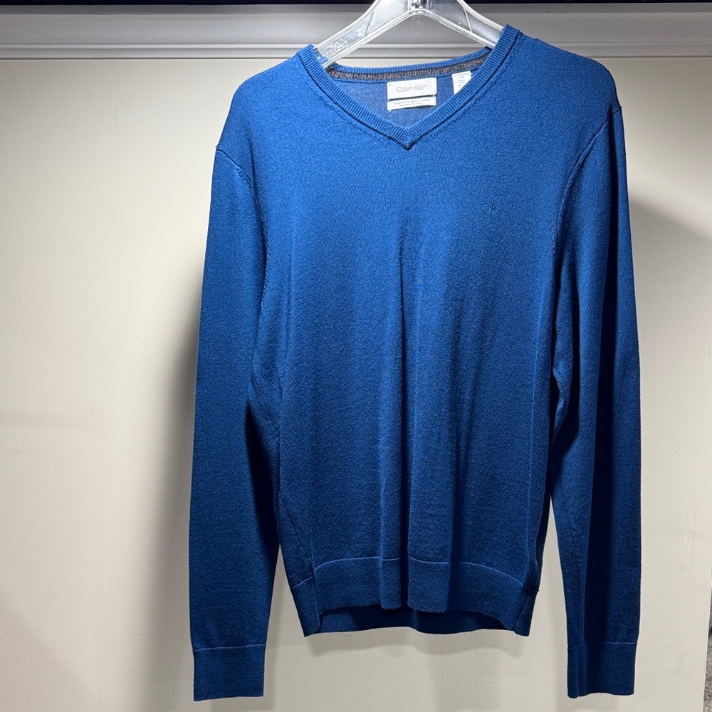 Calvin Klein Men's Deep Blue V-Neck Sweater
